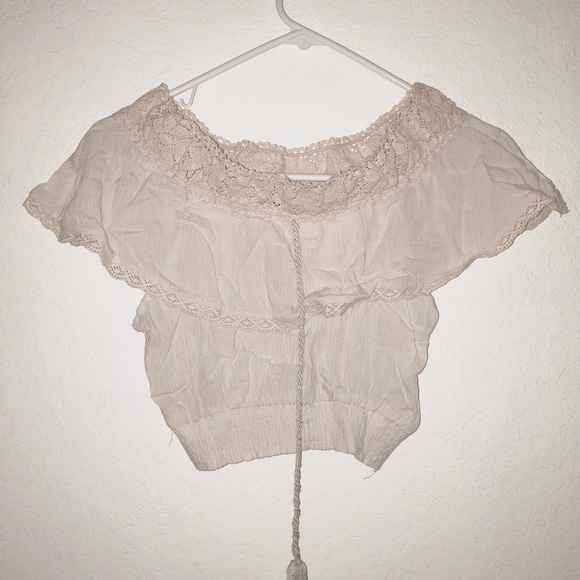 Crop top - Picture 1 of 4